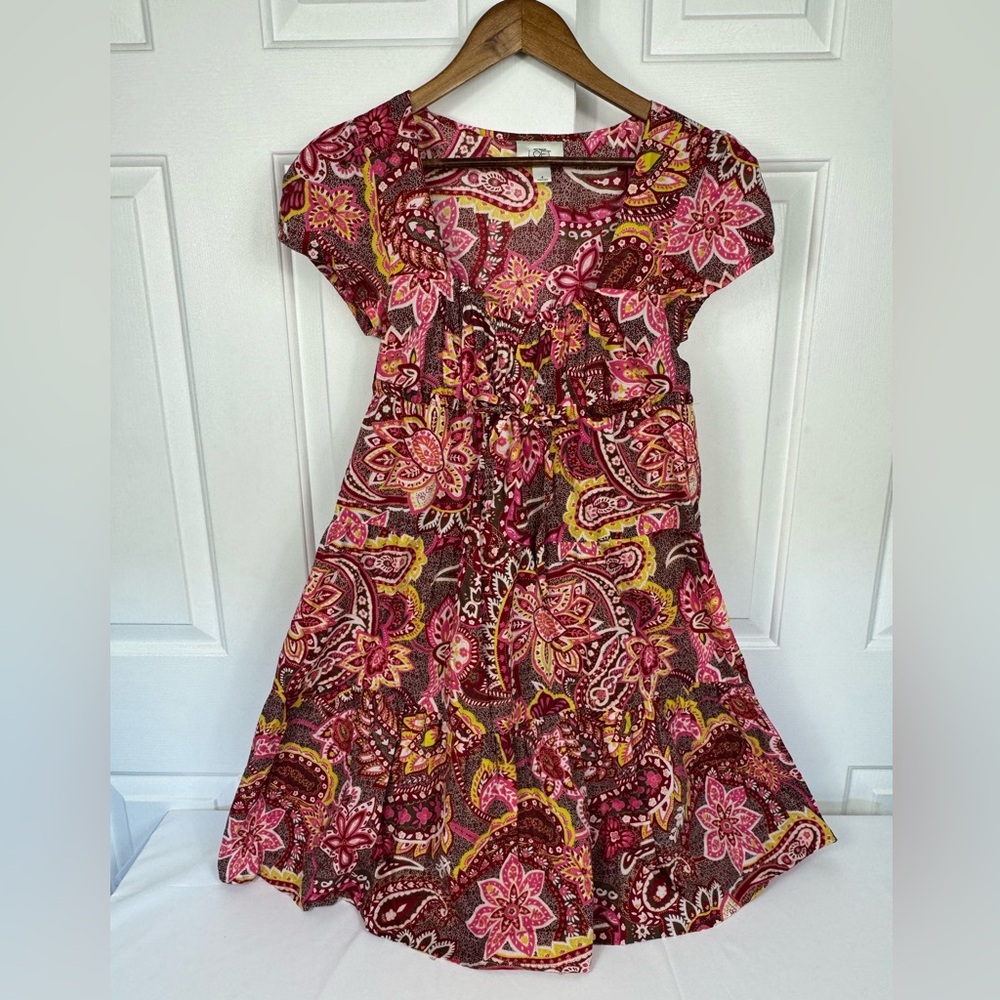 Ann Taylor LOFT Size 4 Pink Multi Paisley Cotton‎ Tiered Cap Sleeve Dress